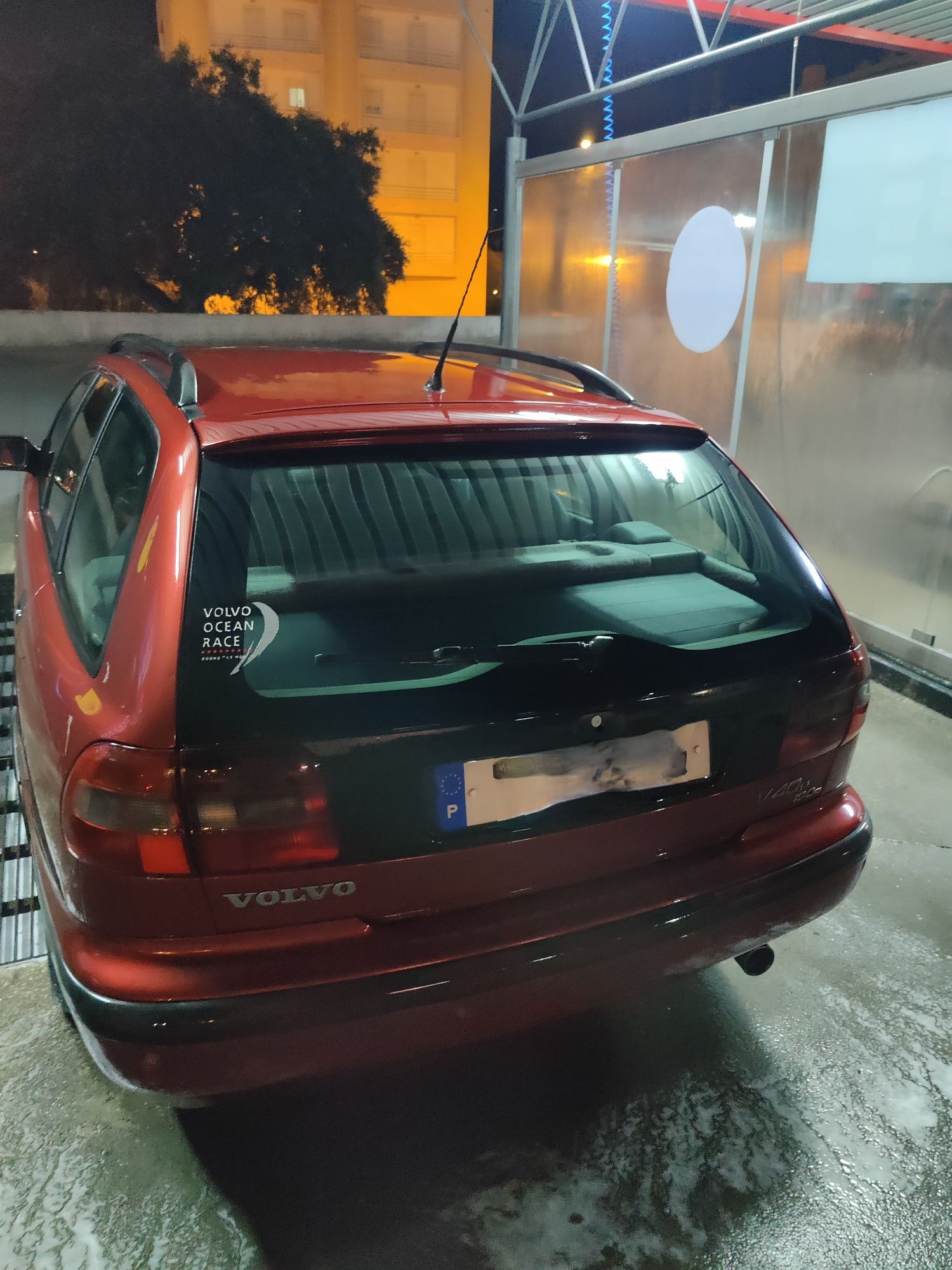 Vendo viatura Volvo V40 DI