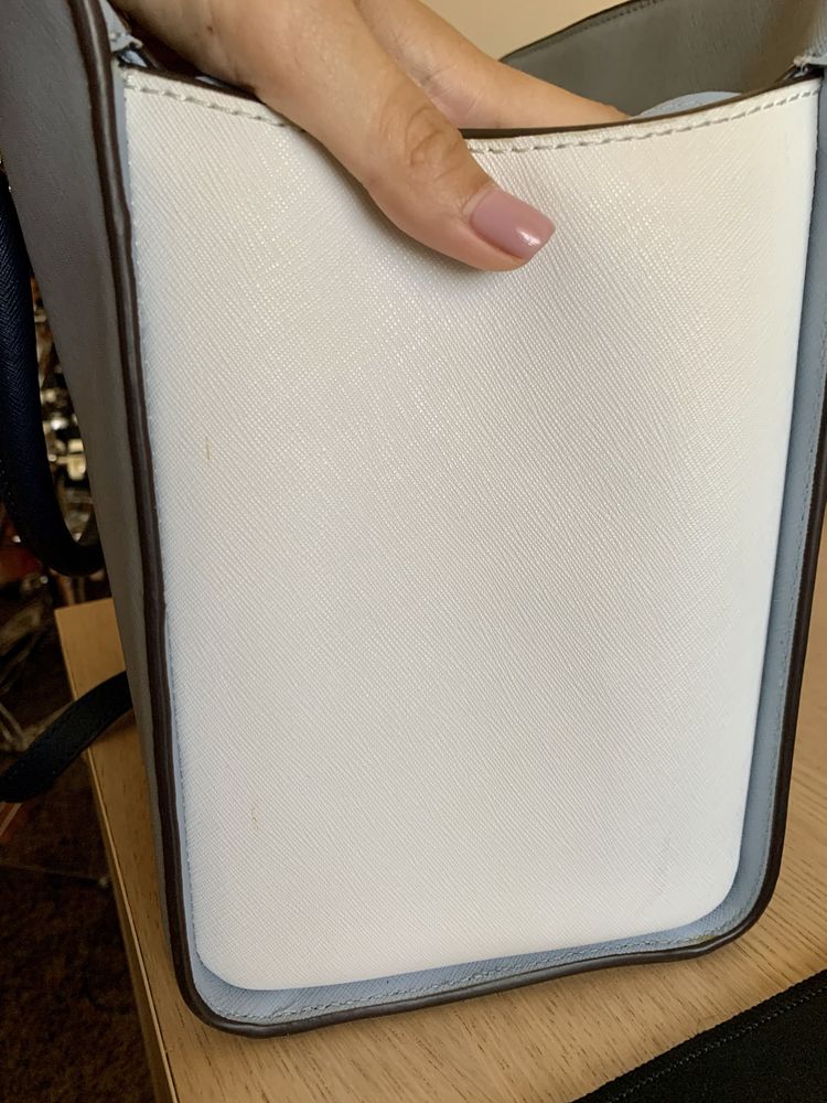 Mala Michael Kors