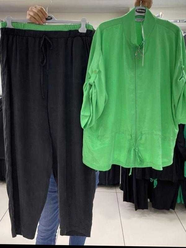 Женский  брючный костюм
