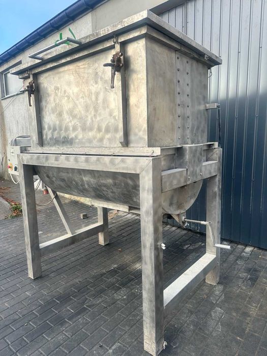Mieszalnik wstęgowy z kwasówki 500kg do proszków, past, mat. sypkich