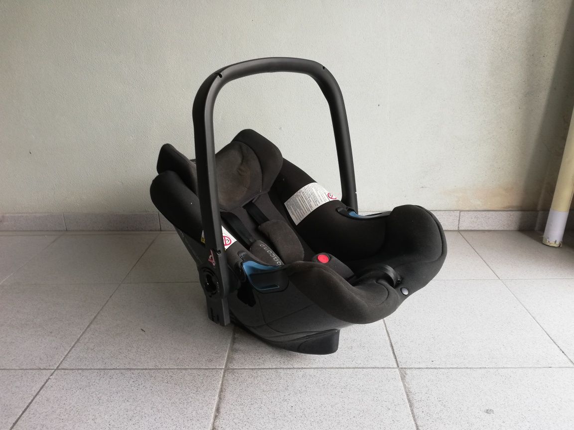 Carrinho Concord Neo Trio com base isofix