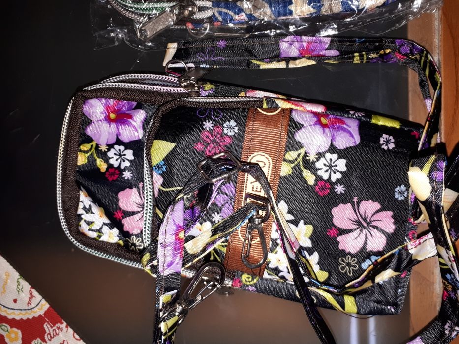 Bolsa tiracolo novas