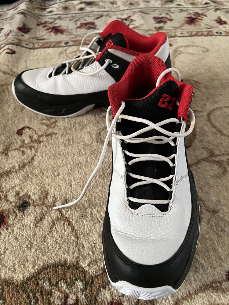 Nike Air Jordan Max Aura 3
