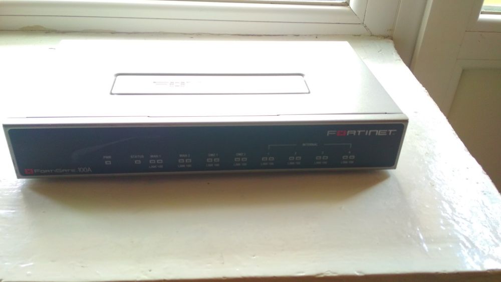 Fortinet FortiGate-100A міжсєтєвий екран, брандмауер
