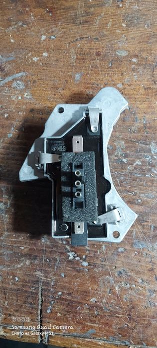 Реле регулятор печкі