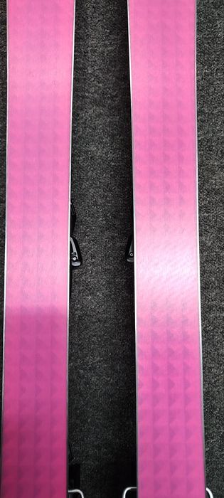 Narty 155cm ELAN Ace Speed Magic 2024 + wiązania EMX 11.0 GW

Długo