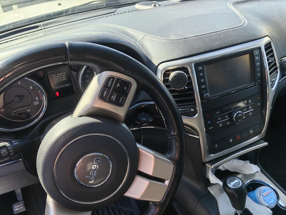 Jeep grand cherokee 3.0 OVERLAND  240koni 2011r