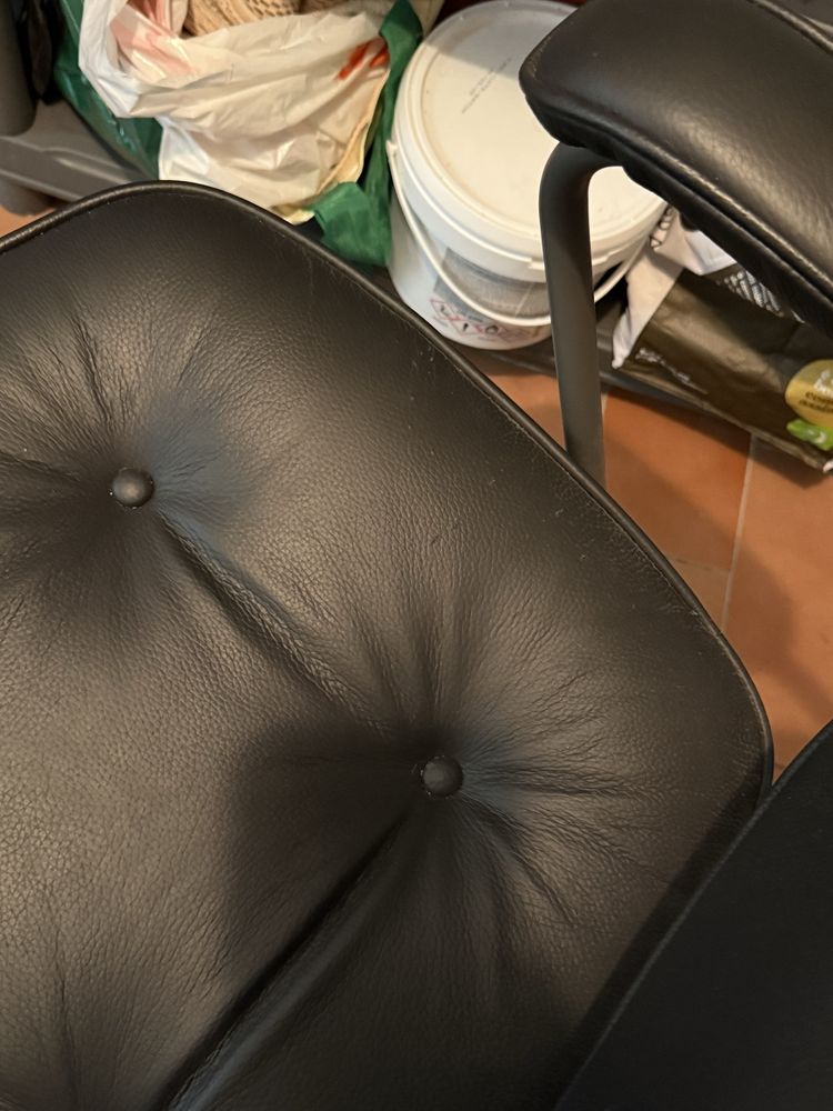 Vendo cadeira de escritorio como nova