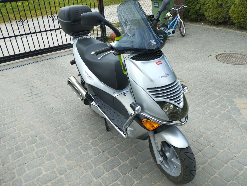 Aprilia leonardo 125