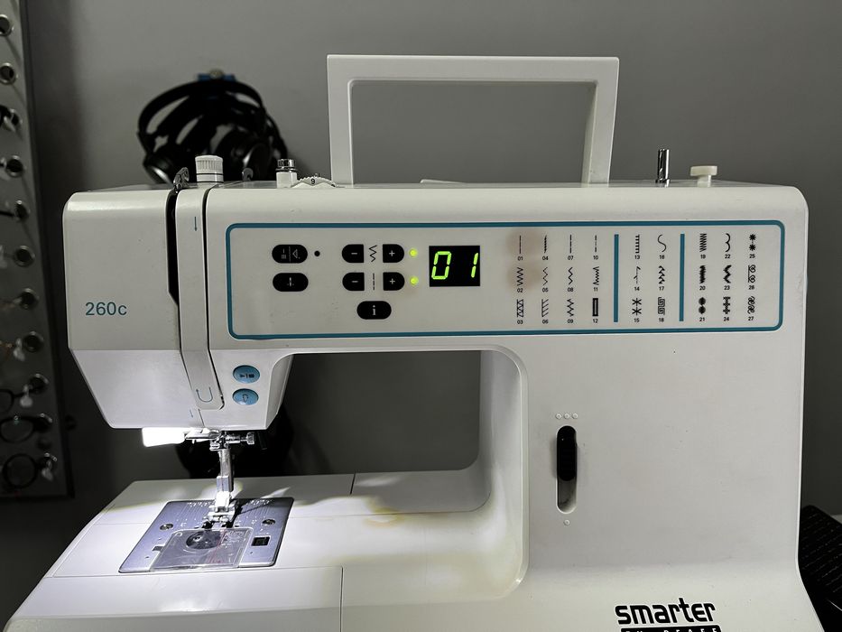 Швейна машинка Pfaff Smarter 260C