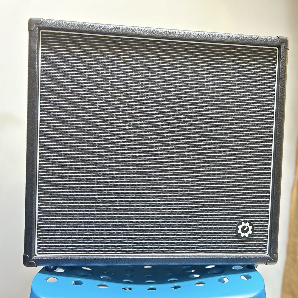 Coluna FRFR + Celestion F12-X200 + Amplificador 100 watts
