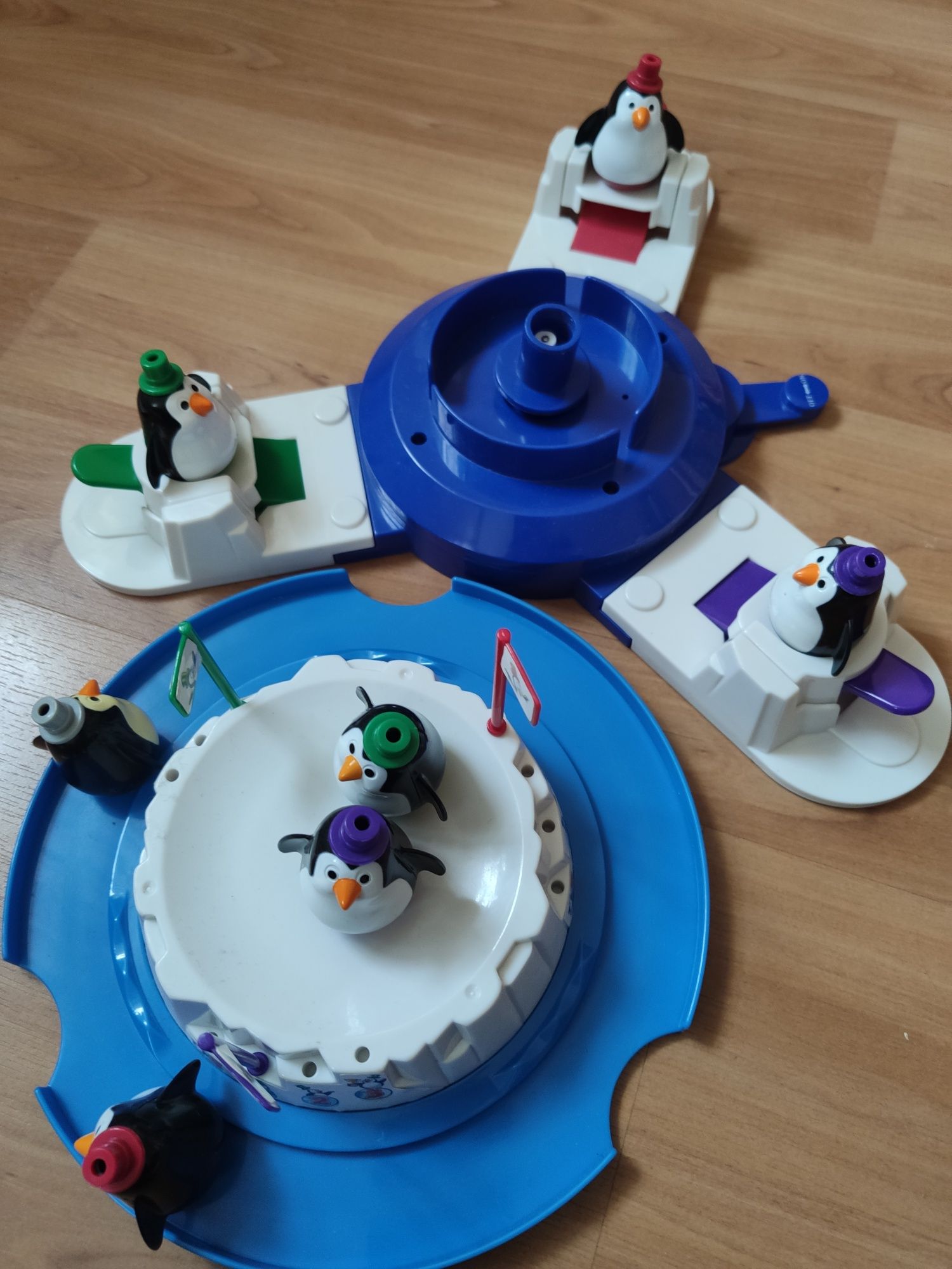 Minitoys zdobywcy góry lodowej, pingwinki, zabawki interaktywna