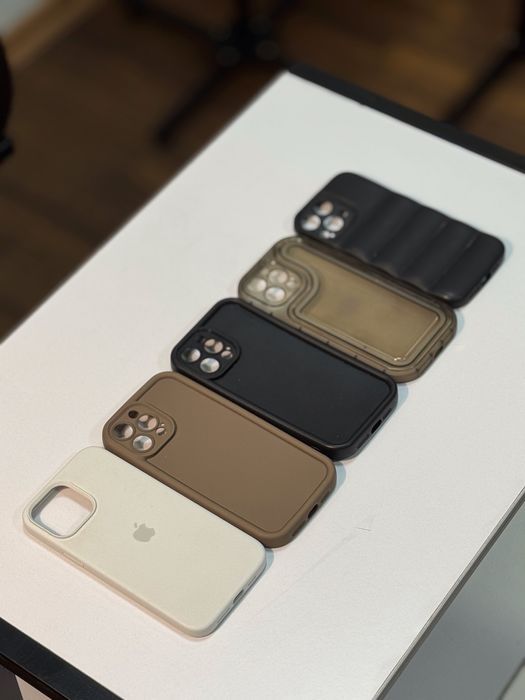 Чохли для iPhone 13 ProMax бонус плівки.