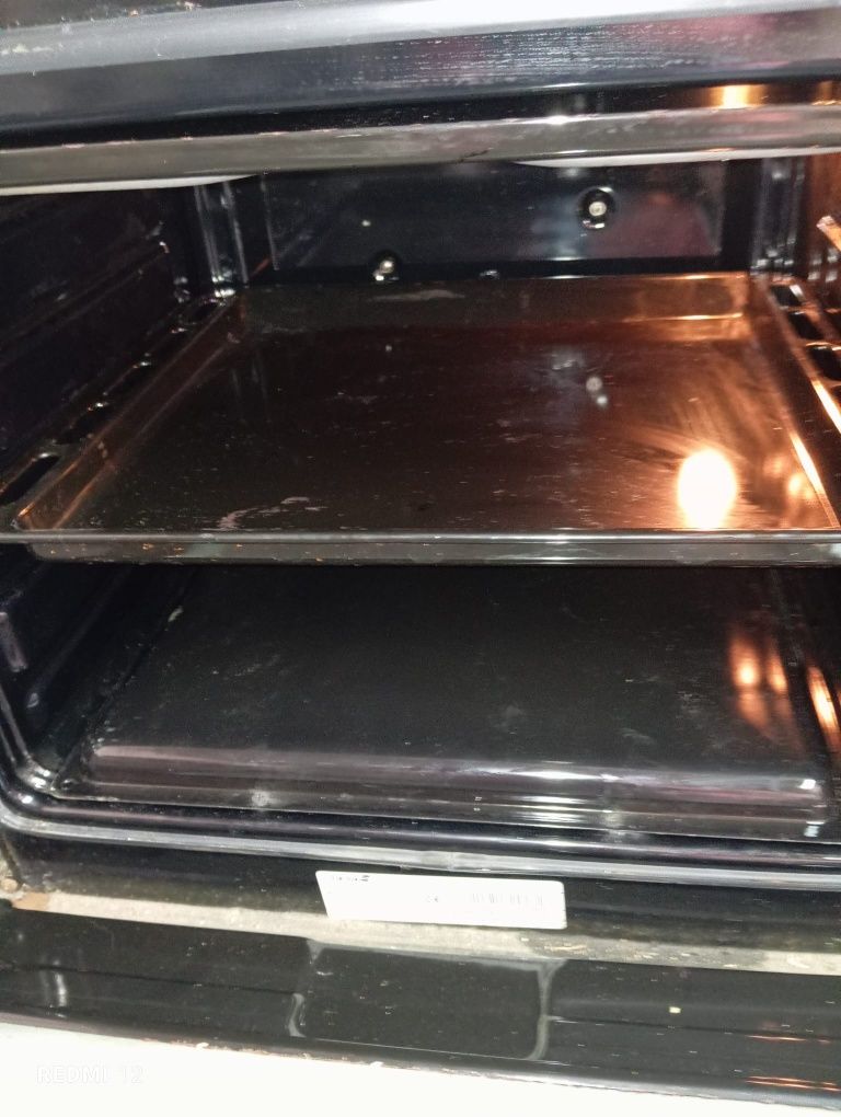 Placa  vitoceramica e forno