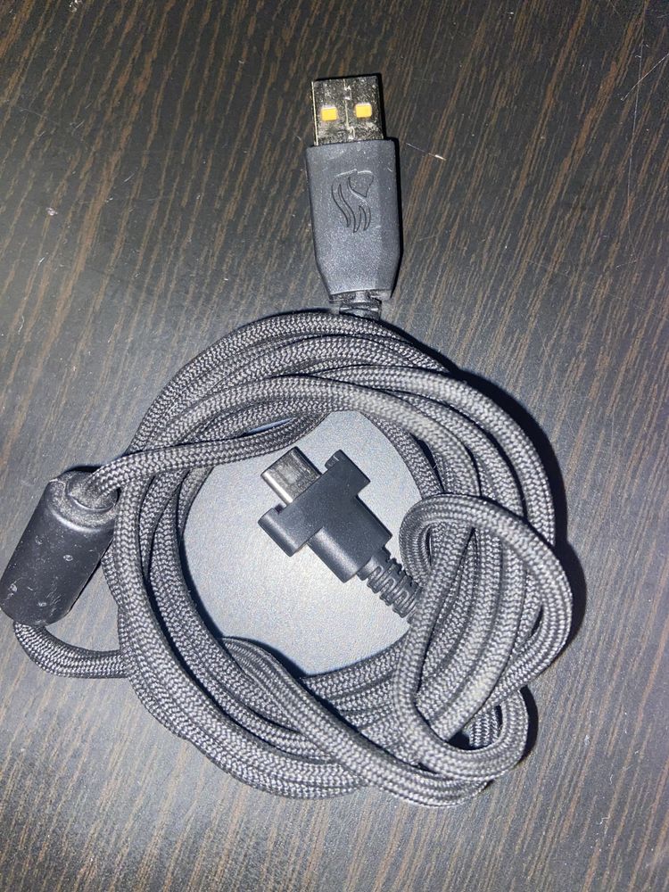 Myszka glorius model o 2