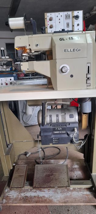 Máquina de orlar pele