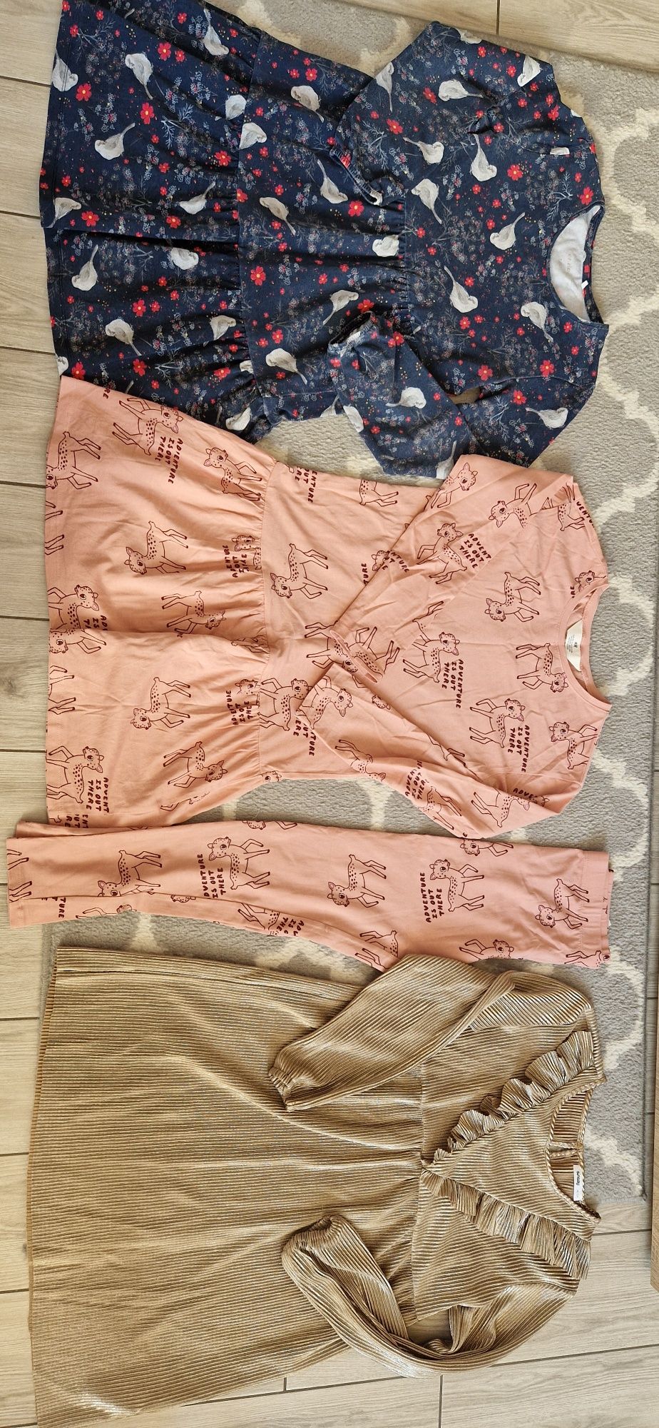 Sukienki firmowe endo i h&m dla dziewczynki 140