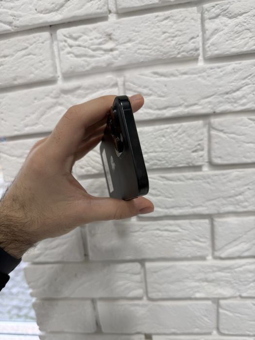 Б/У iPhone 16 Pro Max 256GB Black Titanium