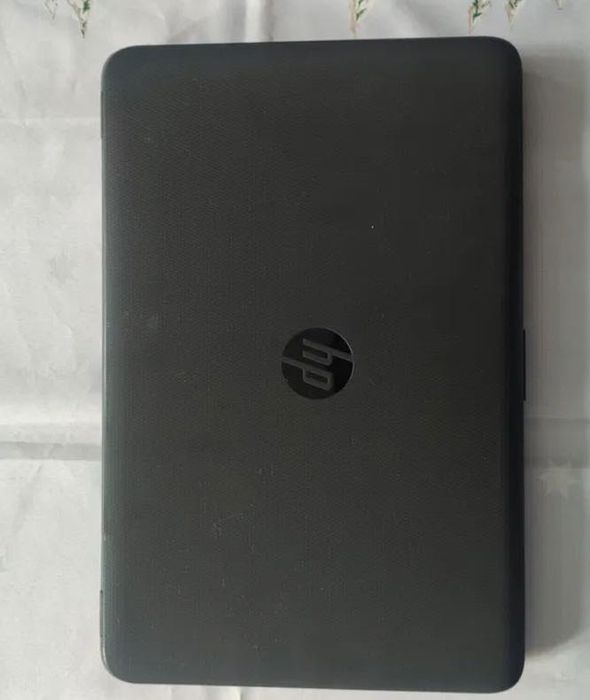 Laptop HP 250 i5-6200 1TB M330 26BW1