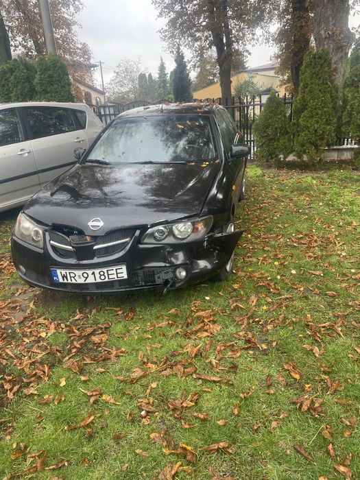 Nissan Almera N16