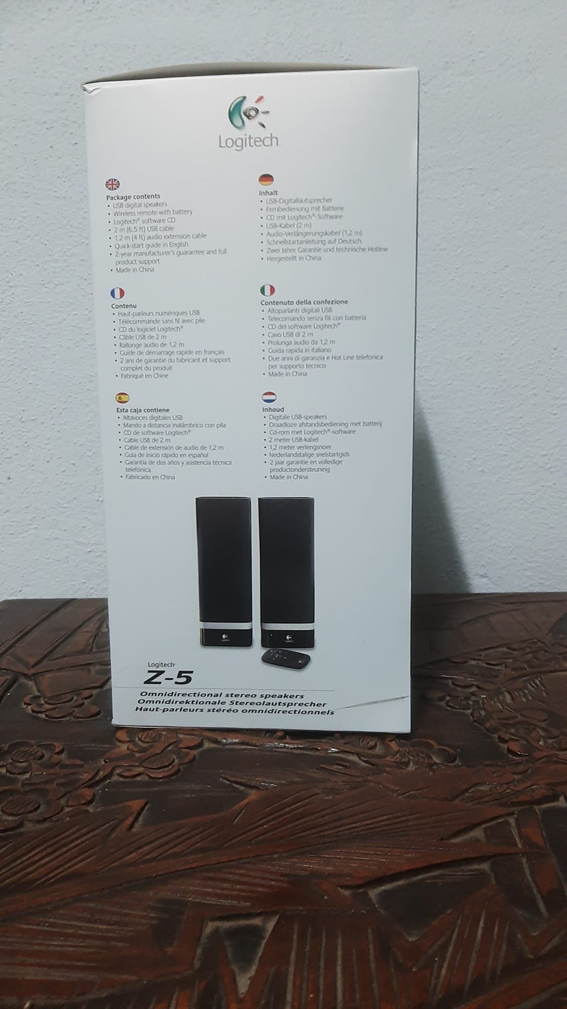 Colunas Logitech