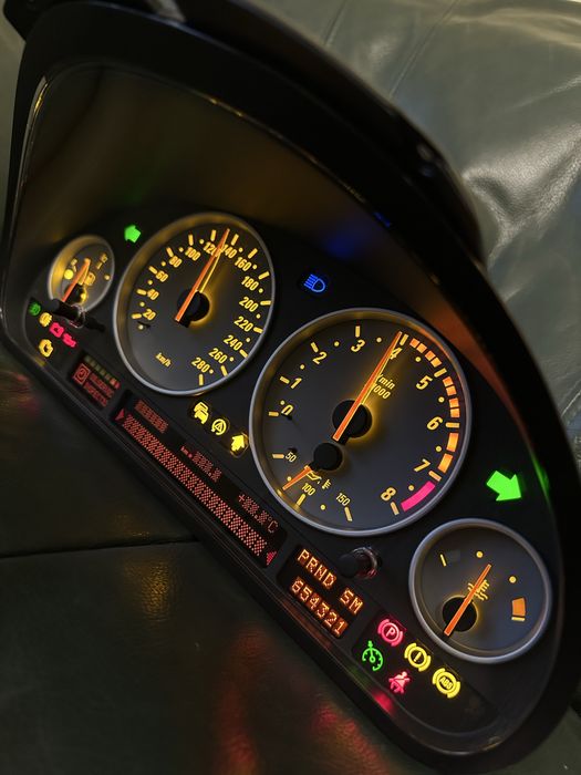 Приборка BMW 4.8IS 4.6IS E53 E39 E38 M5 приборна панель M62 N62 M54