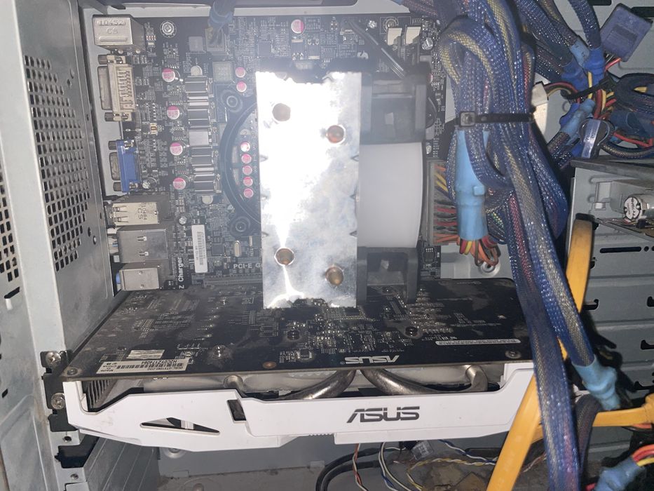 Продаю сборку материнка + процесор + оперативная память