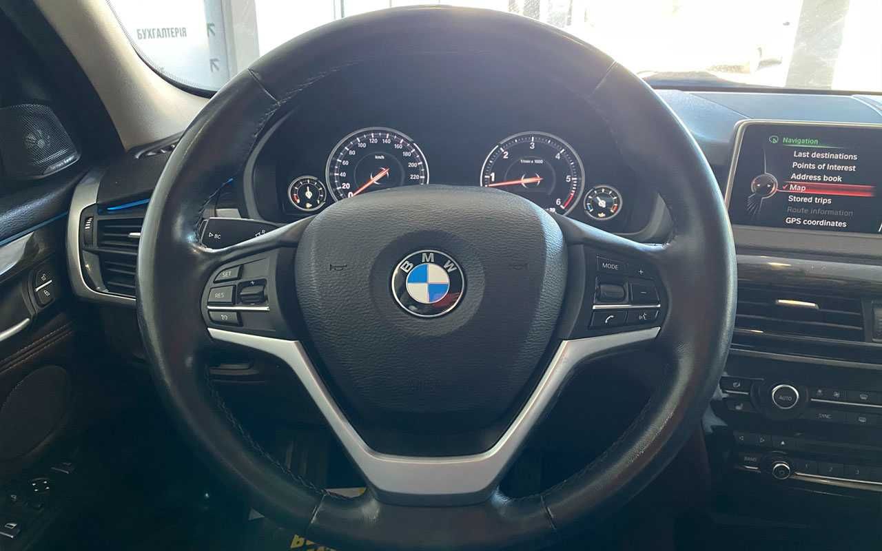 BMW X5 2016 року