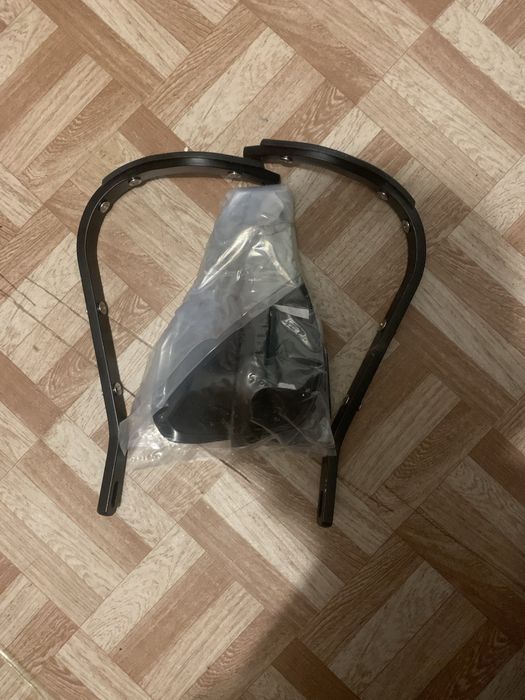 Продам аморт на кові адванс 250