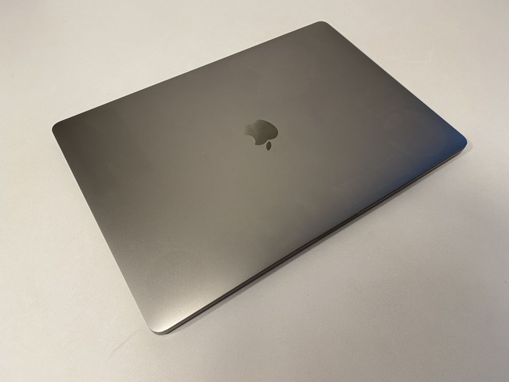 Macbook pro touchbar 2017 15”