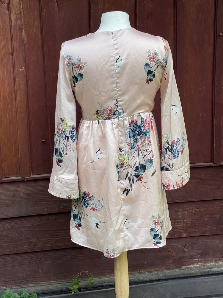 Sukienka w stylu japońskim a’la kimono. Super krój