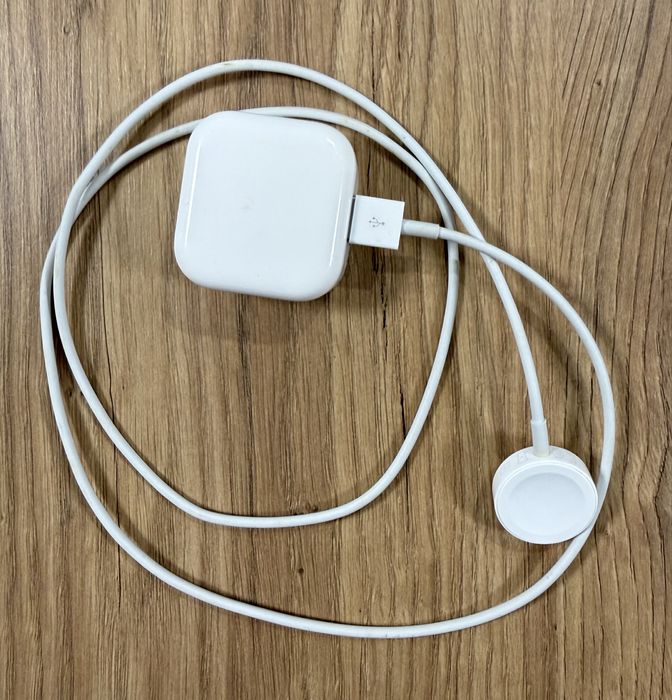 Apple Watch 4  44mm  Space Gray