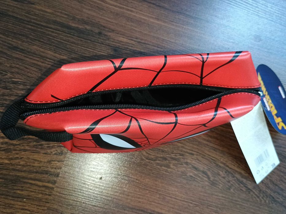Kosmetyczka piórnik saszetka Spiderman Marvel