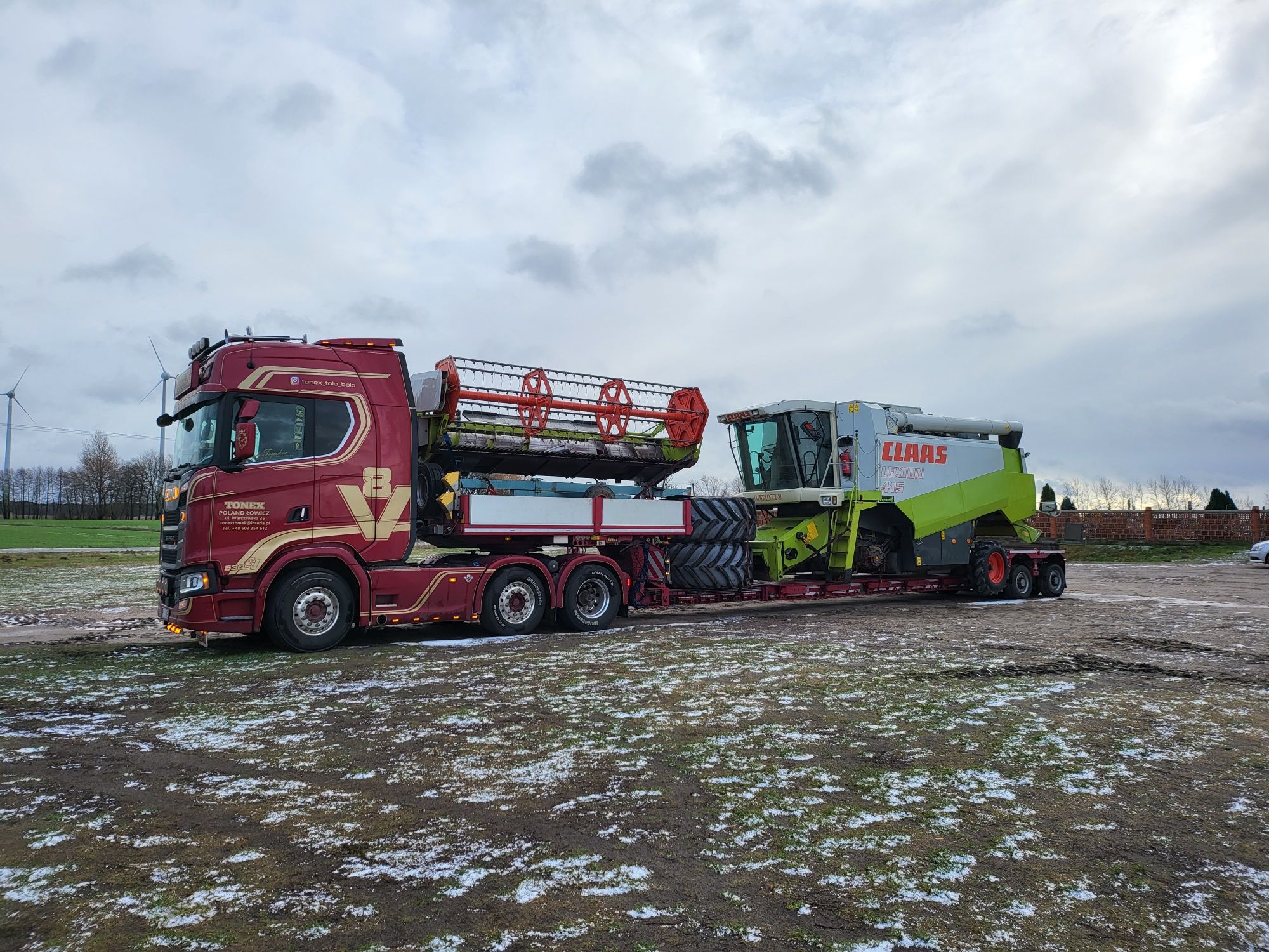 Transport kombajnów sieczkarni opryskiwaczy forwarder harvester domków