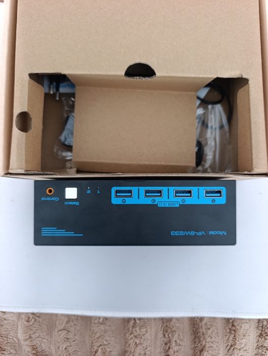 KVM-перемикач 8K  60Hz DisplayPort