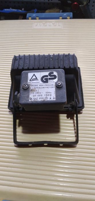 Pprojetor para lampada de halogenio