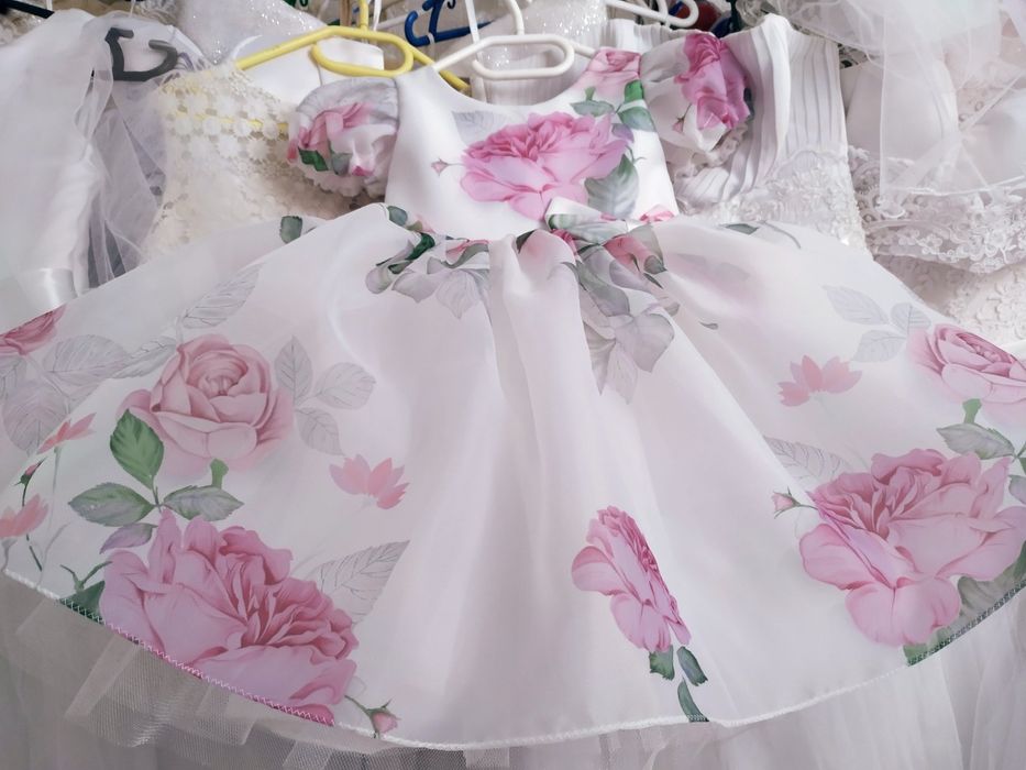 Сукня для дівчинки на рочок. Платье на годик.