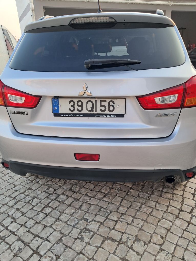 Mitsubishi ASX 1.8 DI-D INSTYLE