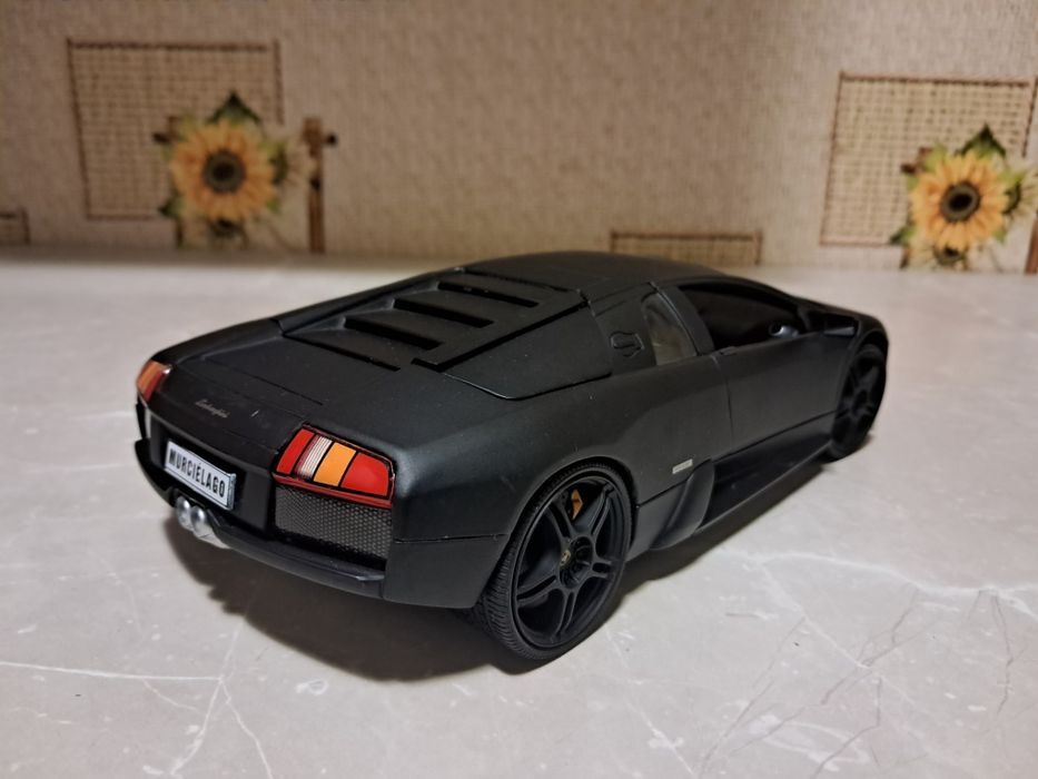 Масштабная модель 1/18 Lamborghini Murciélago Welly авто