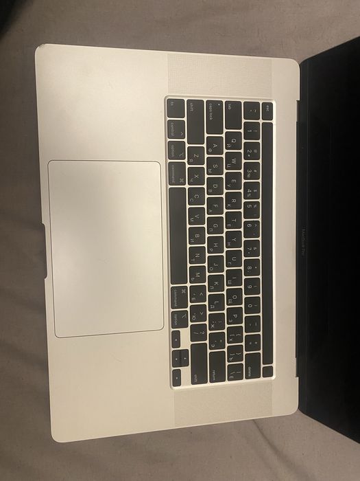 Macbook pro a2141