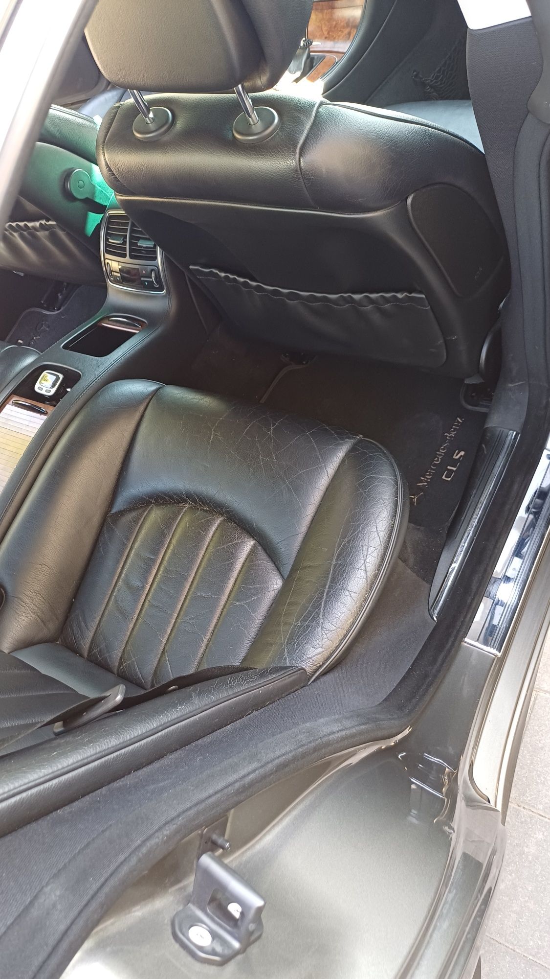 Mercedes-Benz CLS 320 CDI (W219) – 2006 r. Silnik 3.0 V6 Diesel