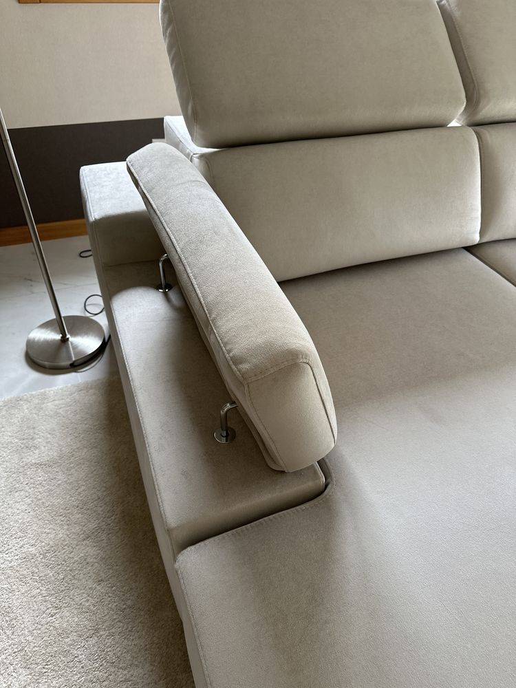 Sofa / Sofa Cama NOVO com chaiselongue e assentos com extracao total