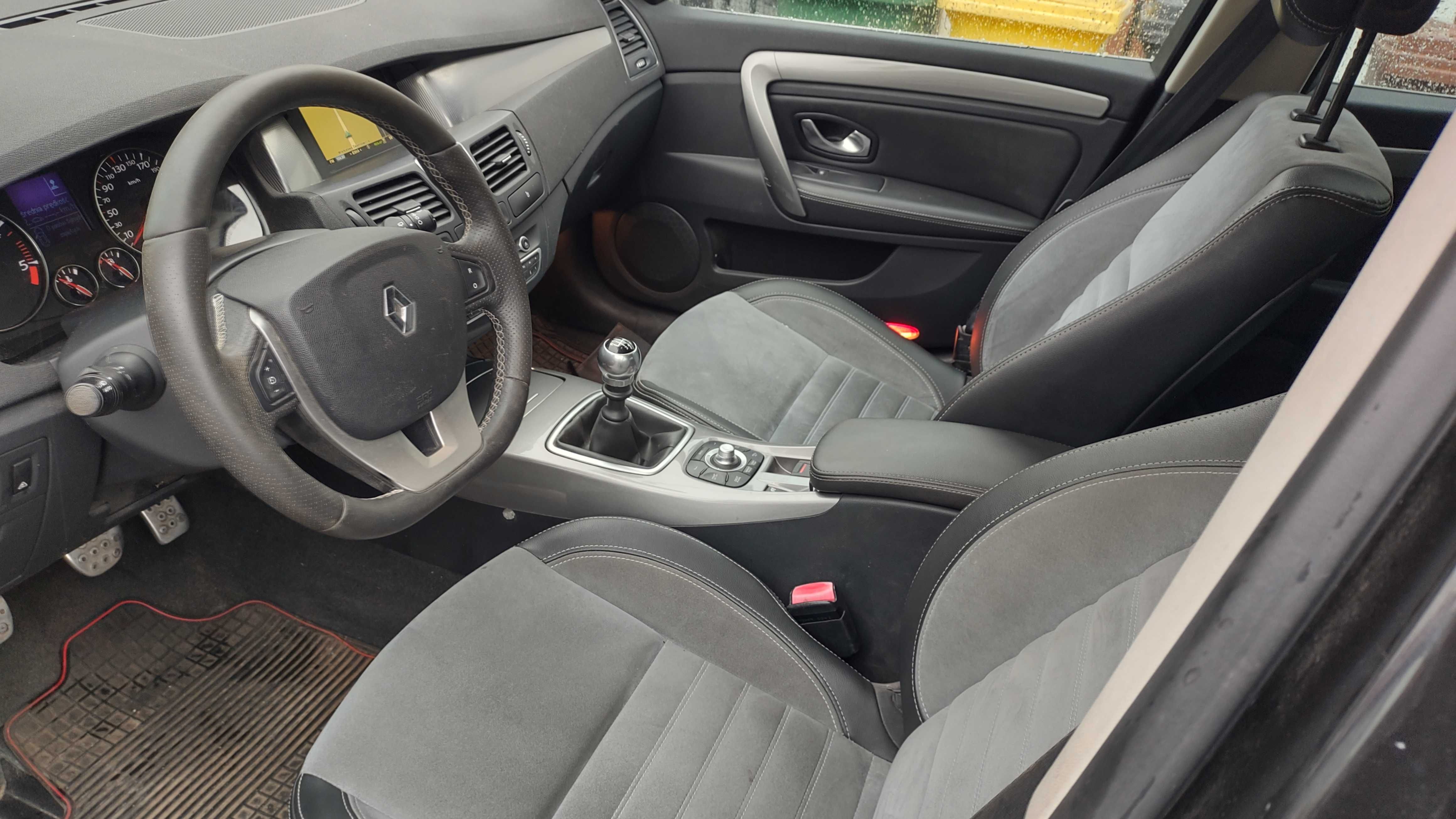 Renault Laguna 3.2.0 . 4 CONTROL 2011 Rok