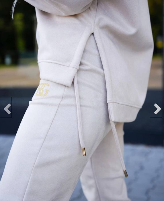 Одяг,спортивний костюмх