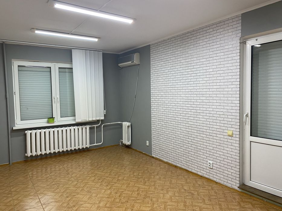 Без комісіі агентства. Оренда приміщення 3 кабінети + приймальня.