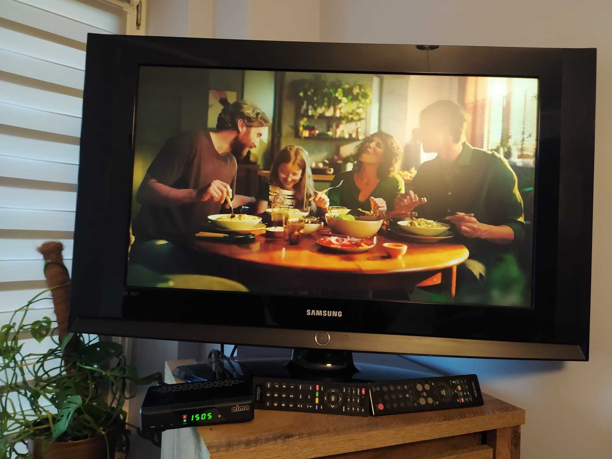 Telewizor Samsung,32" + dekoder HEVC