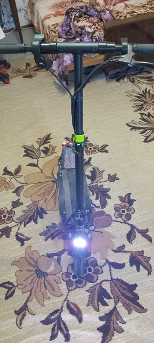 Срочно Продам самокат Like Bike