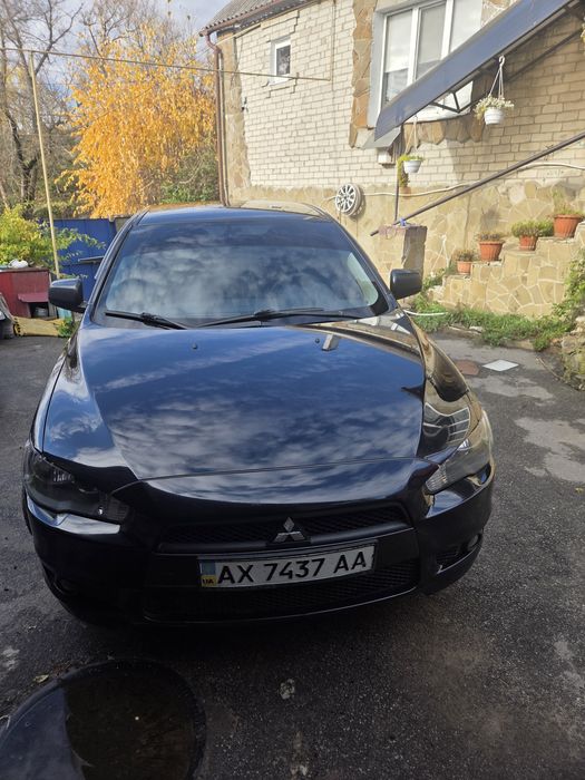 Продам Mitsubishi Lanser 10 2011г. 2л.