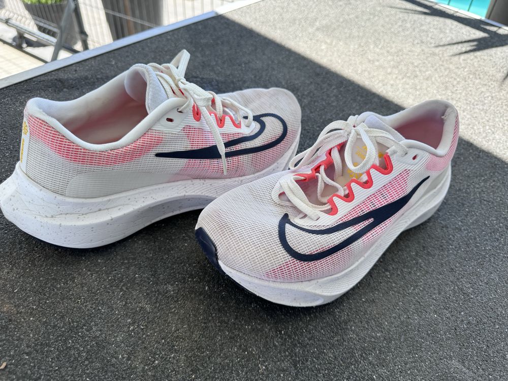 Nike Zoom Fly 5 carbono nº42