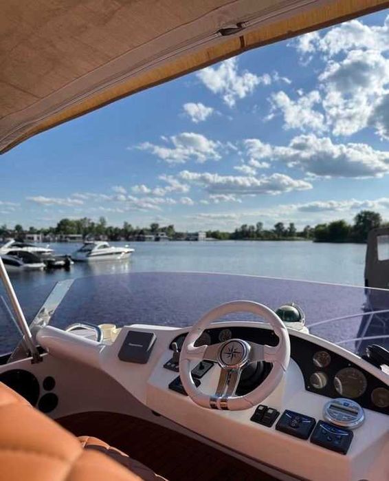 Прокат оренда катера яхти ресторан Заферано Золоче